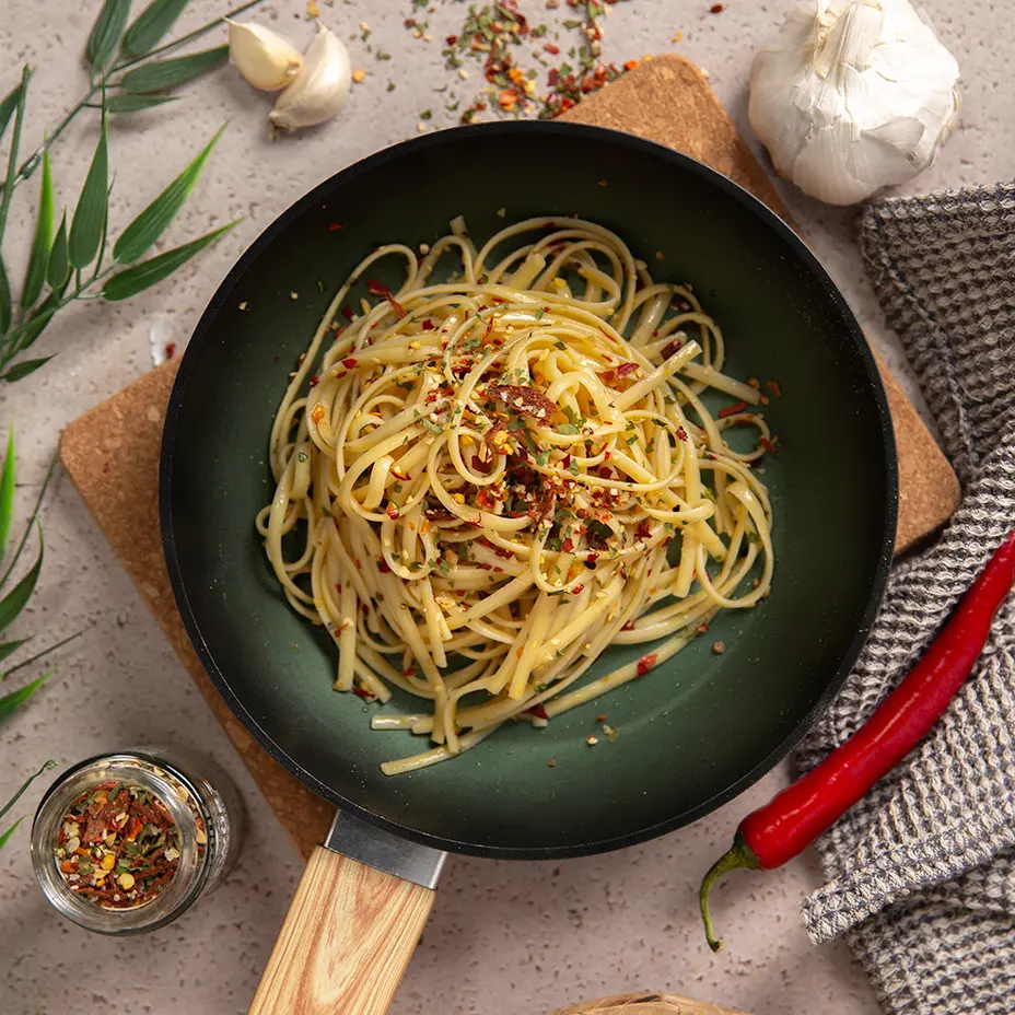 Aglio e Olio - Image 4
